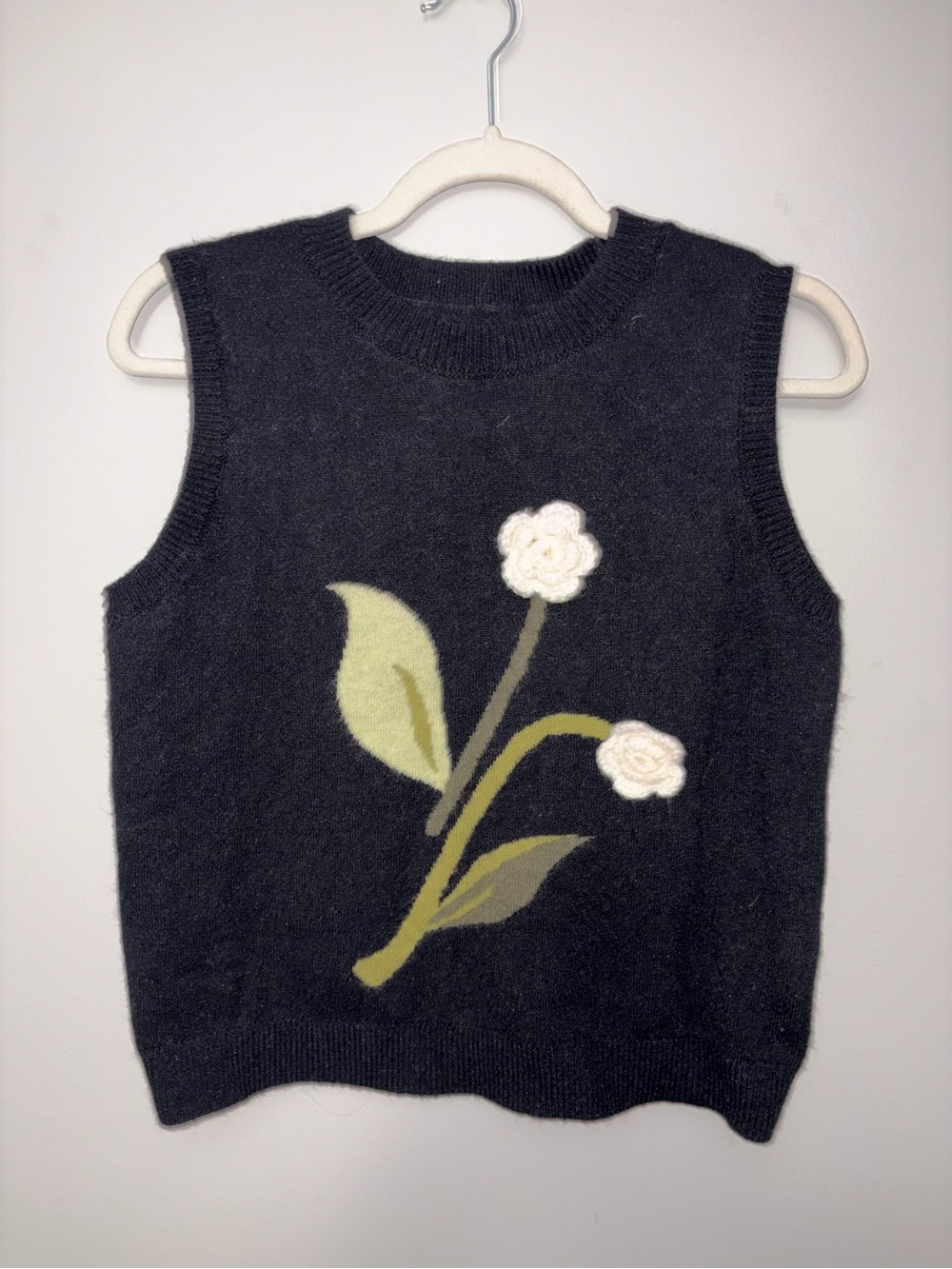 Sleeveless Black Floral Wool-Blend Sweater Vest